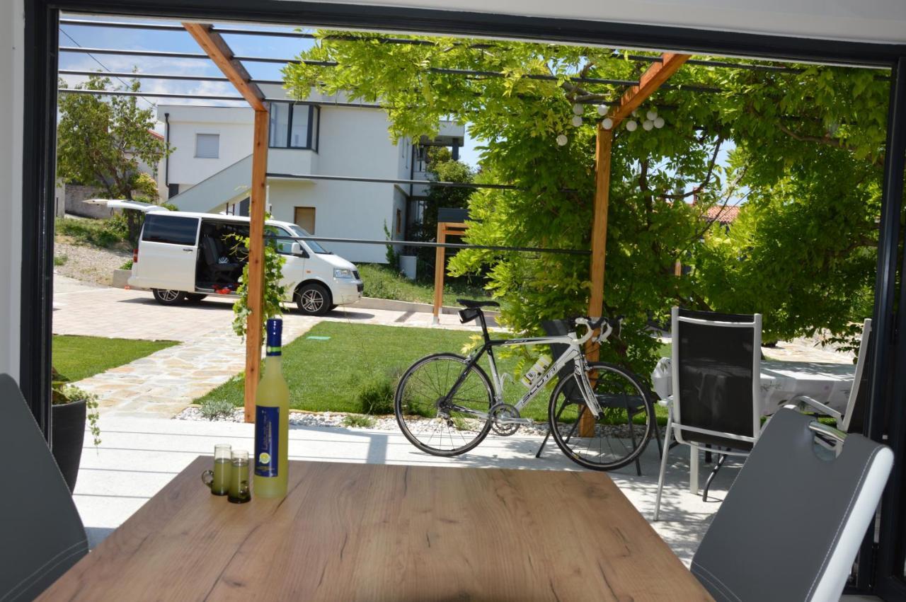 Casa Miranda - Family Comfort In A Quiet Area, Near The Sea, With Bbq And Free Parking Zgornje Skofije ภายนอก รูปภาพ