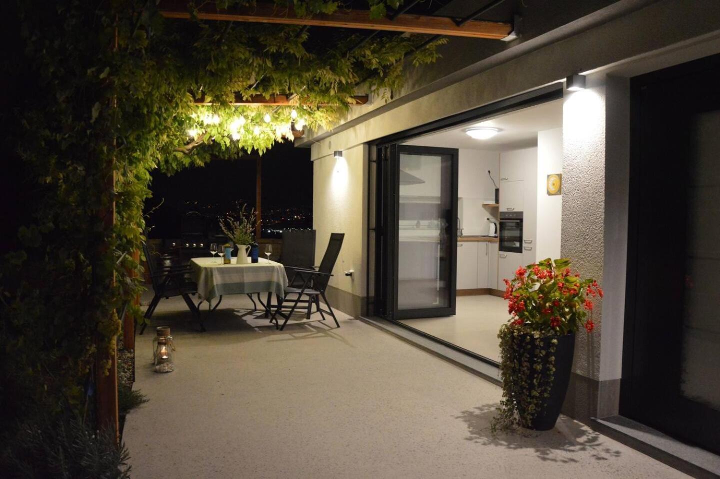 Casa Miranda - Family Comfort In A Quiet Area, Near The Sea, With Bbq And Free Parking Zgornje Skofije ภายนอก รูปภาพ